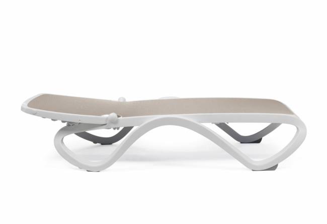 Шезлонг-лежак пластиковый Omega тортора 1700-1945х690х910 мм Шезлонг-лежак пластиковый Omega тортора 1700-1945х690х910 мм