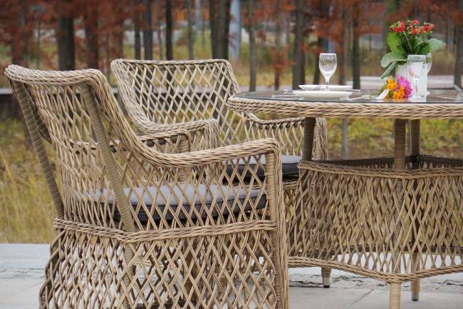 "Эспрессо" плетеный круглый стол, диаметр 118 см, цвет соломенный "Эспрессо" плетеный круглый стол, диаметр 118 см, цвет соломенный